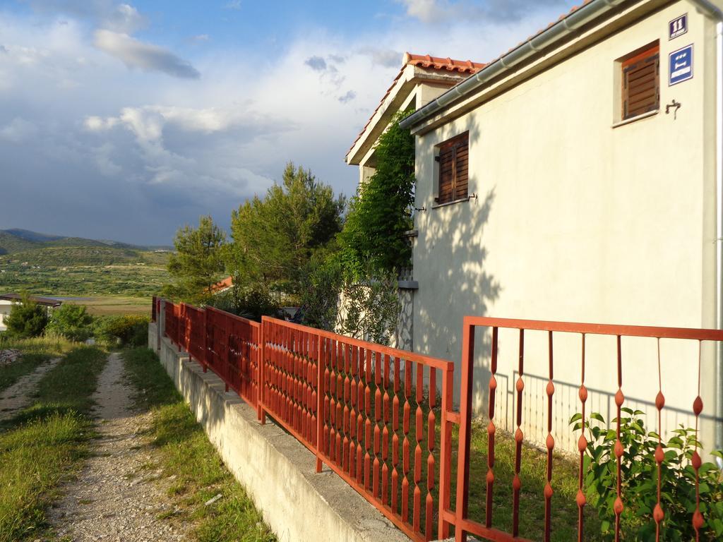 Maslina Apartment Jadrtovac Екстер'єр фото