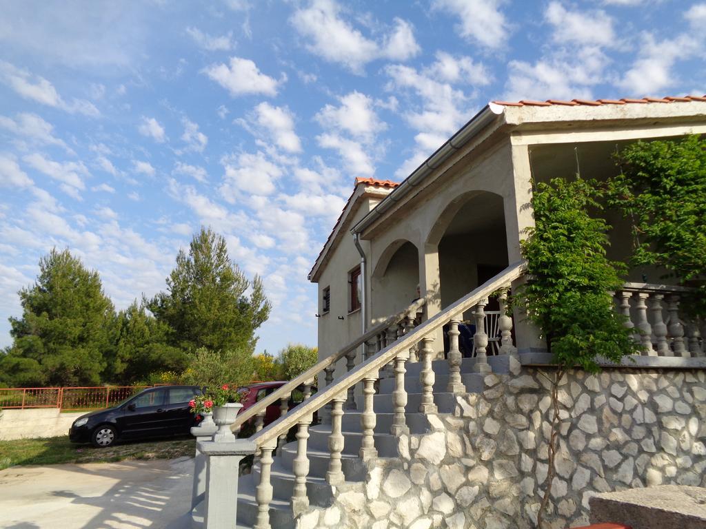 Maslina Apartment Jadrtovac Екстер'єр фото