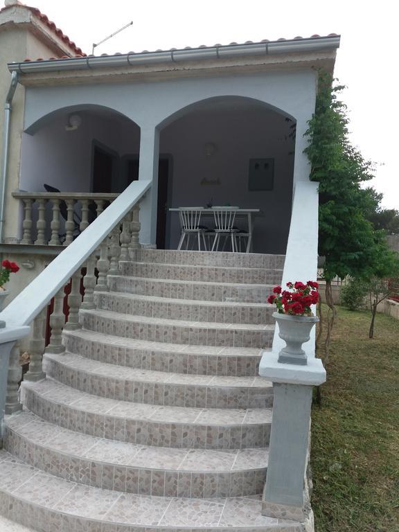 Maslina Apartment Jadrtovac Екстер'єр фото