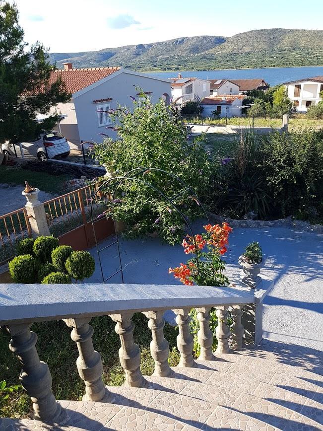 Maslina Apartment Jadrtovac Екстер'єр фото